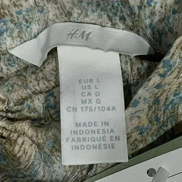 H&M NWT Women's Floral Open Back Crop Blouse 3/4 Sleeve Size L - Picture 4 of 7